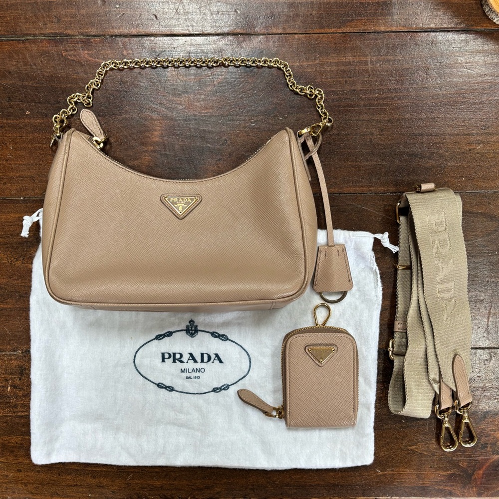 Prada Re-Edition 2005 Saffiano Shoulder Bag in Tan Leather